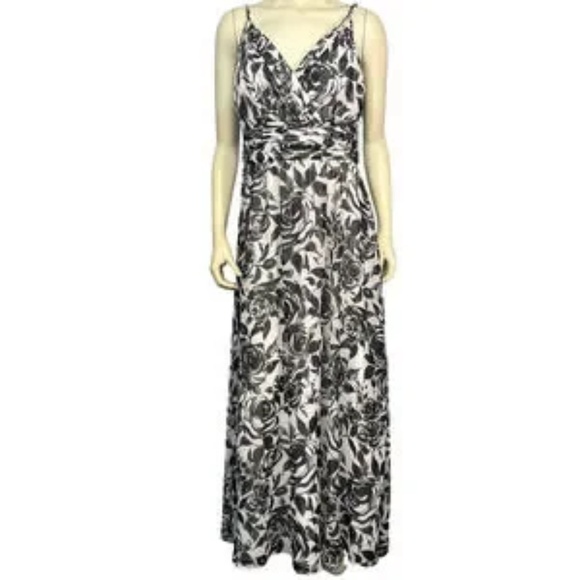 White House Black Market Dresses & Skirts - White House Black Market Floral Maxi Dress Sz 10